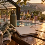 Village vacances lot 46 : piscine couverte et calme au bord du Lot